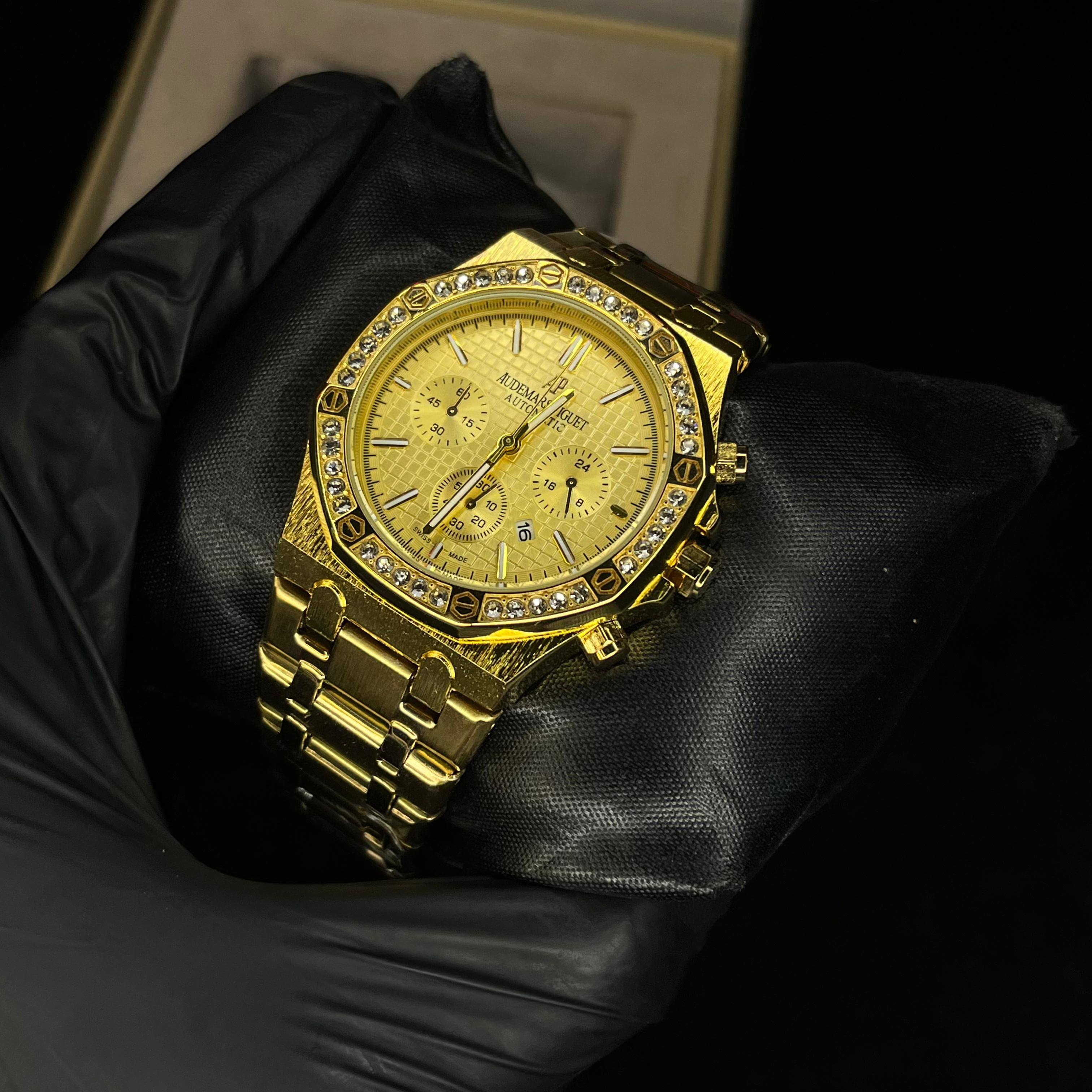 Audemars Piguet Royal Oak Gold Dial Diamond Bezel Gold Chain Date Function Quartz Watch For Men