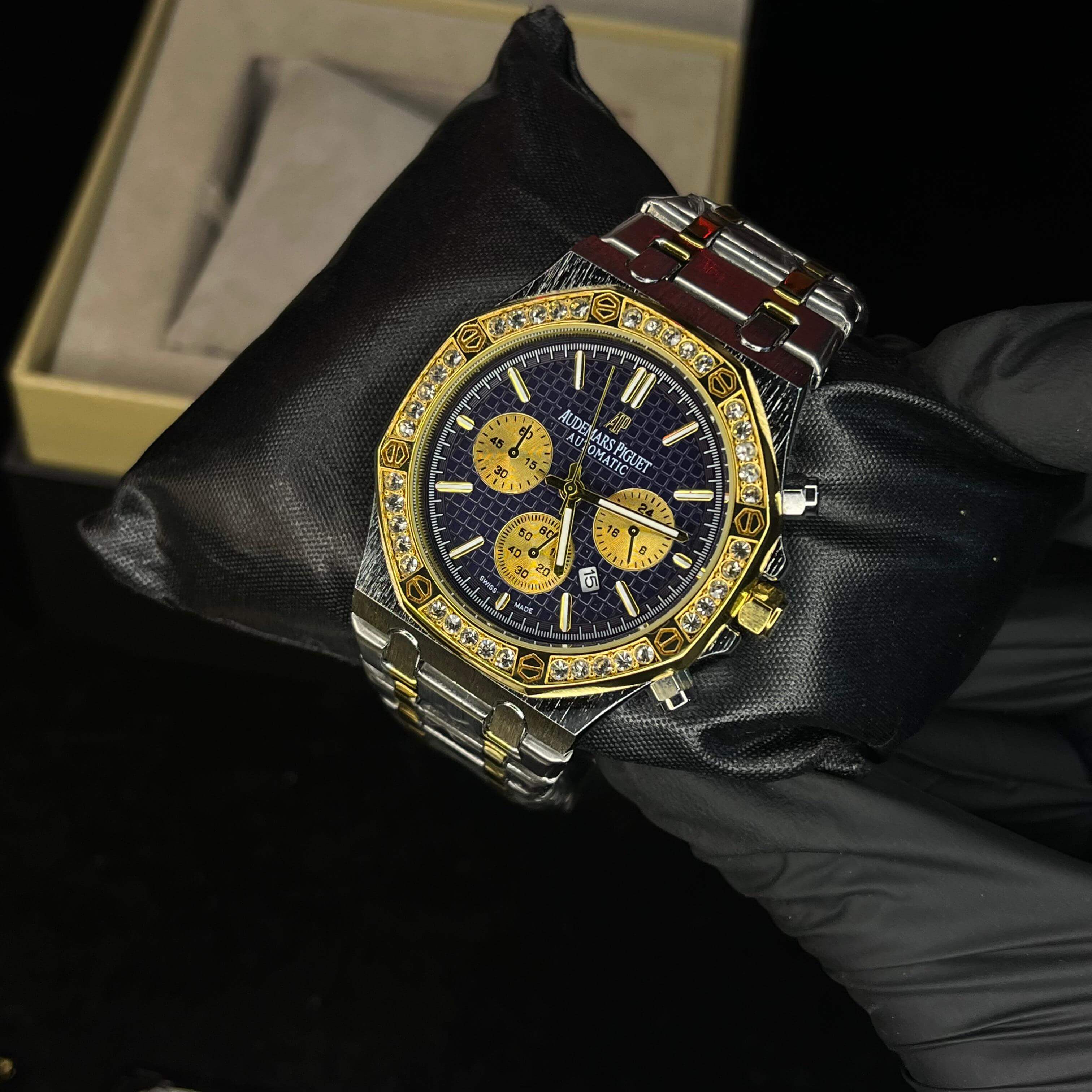 Audemars Piguet Royal Oak Blue Dial Diamond Bezel Two-Tone Chain Date Function Quartz Watch For Men