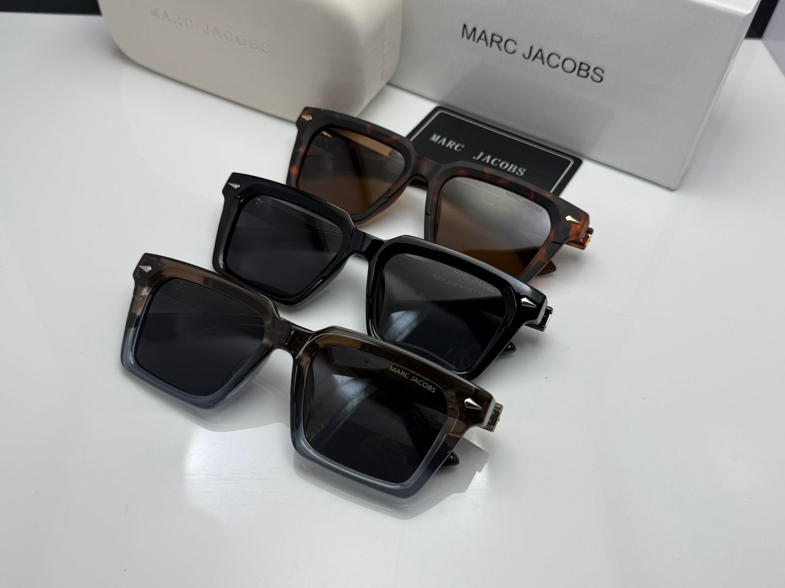 Marc Jacobs Square Sunglasses Pakistan (Premium Edition)