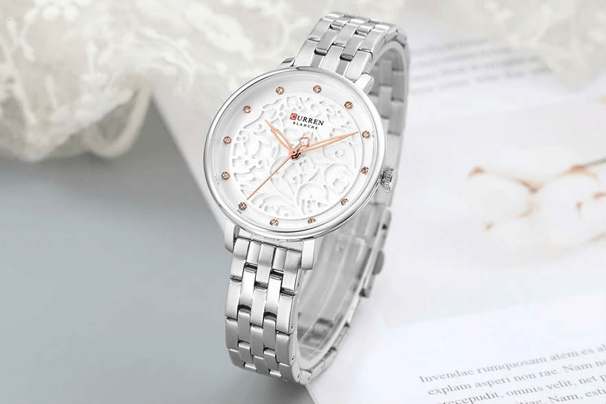 CURREN Women's Quartz Stainless Steel Chain Texture Dial Watch